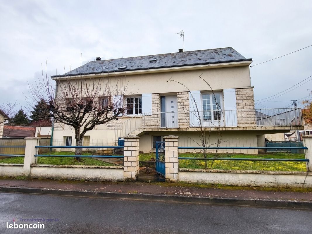 Maison 8 pièces 201 m² · à Saumur · 201 m² · 198 000 €