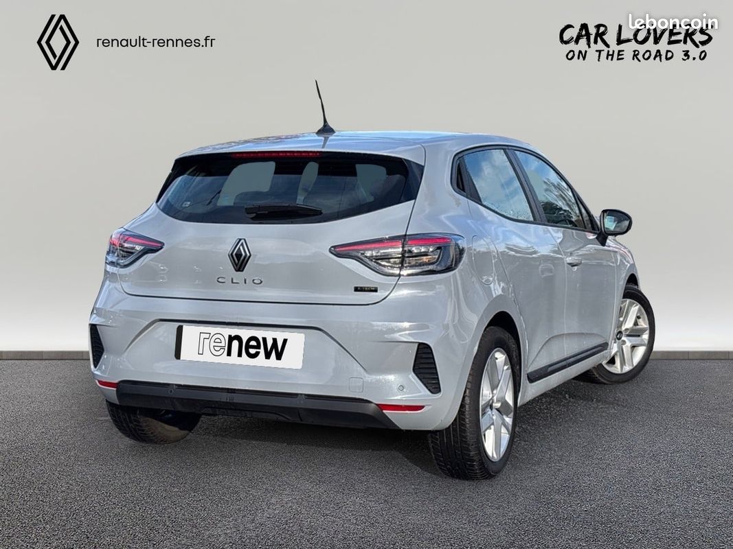 RENAULT Clio E-Tech full hybrid 145 ch GSR2 Evolution (image 3)