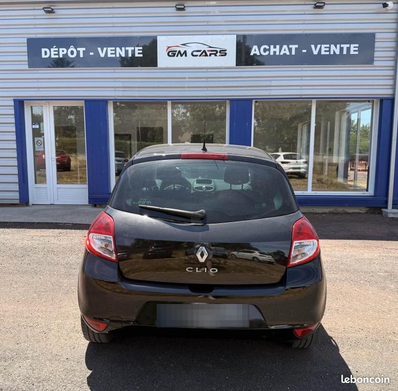 RENAULT CLIO 1.2i 16V - 75 III BERLINE Authentique PHASE 2 (image 4)