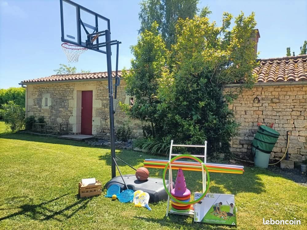 Location vacances, Gîte avec piscine chauffée en vendée , marais poitevin et puy du fou (image 19)