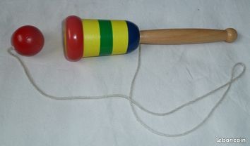 Jouet bois bilboquet - jeu d'adresse (image 1)