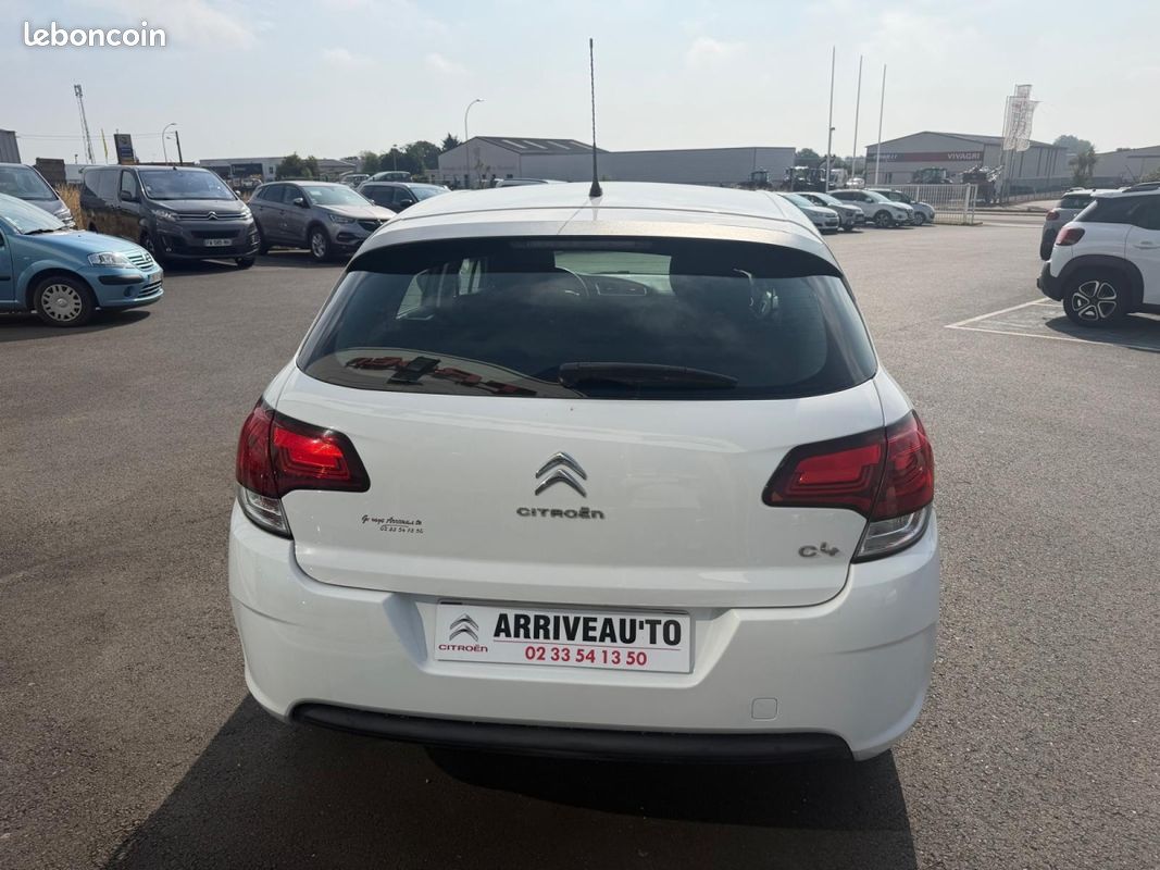 Citroën C4 (2) PureTech 110 BVM Live (PRET A PARTIR) (image 6)