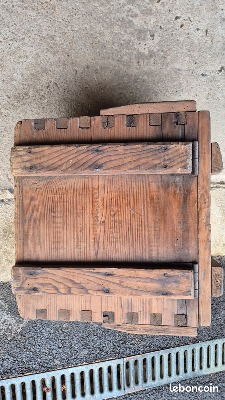 Caisse à munitions pour grenades à manche de 1914 ( mots clés casque à pointe adrian français) (image 3)