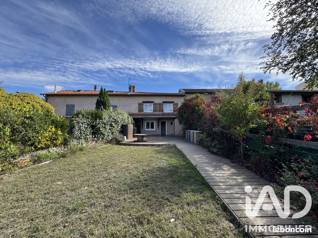 Maison 5 pièces 125 m² · à Brindas · 125 m² · 330 000 €