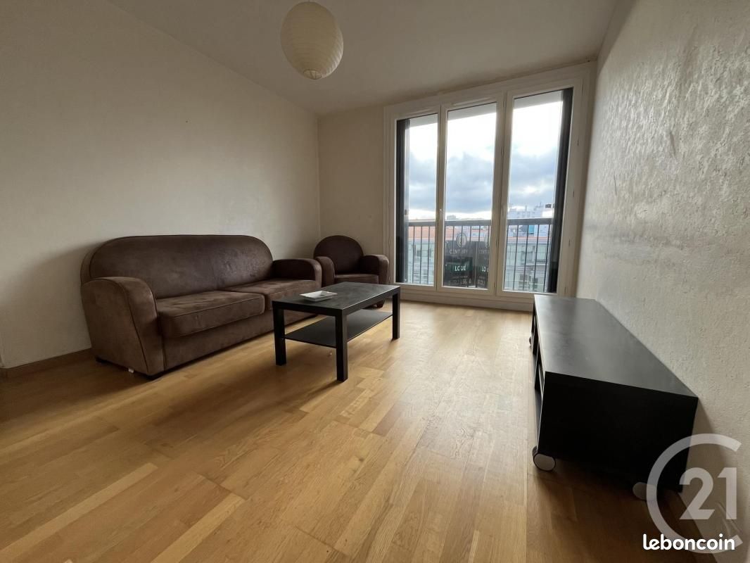 Appartement 2 pièces 39 m² · à Ivry-sur-Seine · 39 m² · 922 €/mois