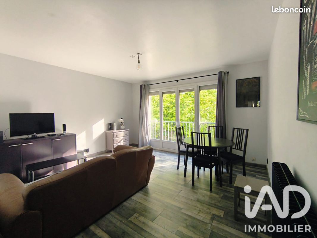 Appartement 3 pièces 61 m² · à Saint-Jacques-de-la-Lande · 61 m² · 196 000 €