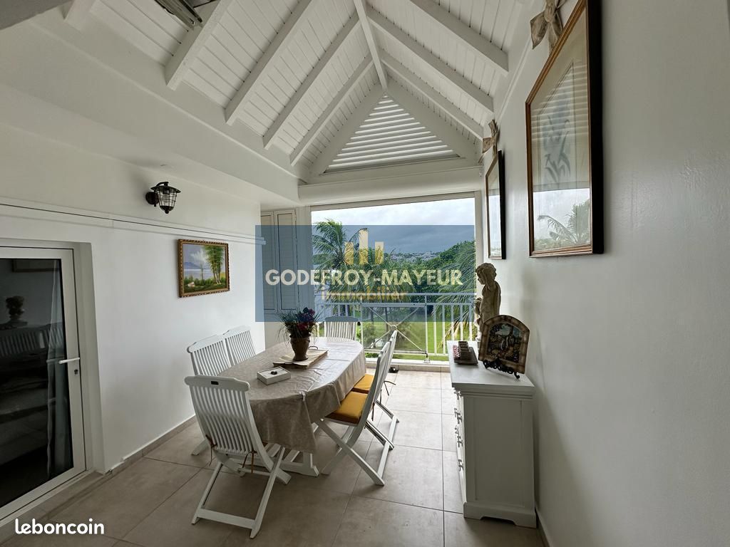 Appartement 2 pièces 36 m² · à Sainte-Anne · 36 m² · 239 000 €