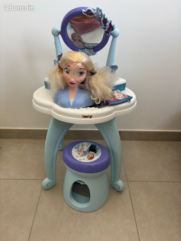 Coiffeuse (image 1)