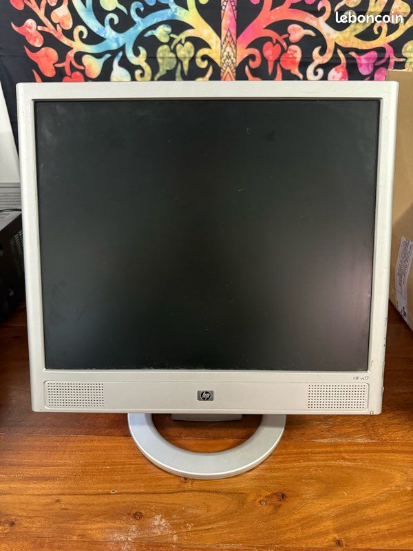 Écran HP 17" (image 1)