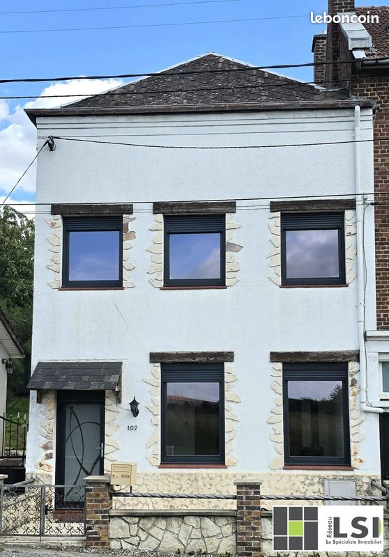 Maison 8 pièces 110 m² · à Leval · 110 m² · 118 000 €