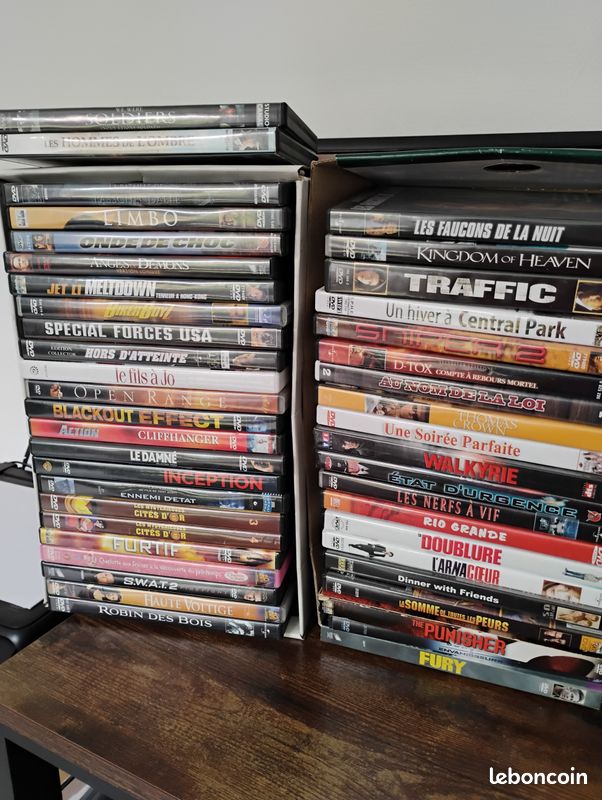 DVD l'ensemble - divers films liste dans descriptif (image 1)