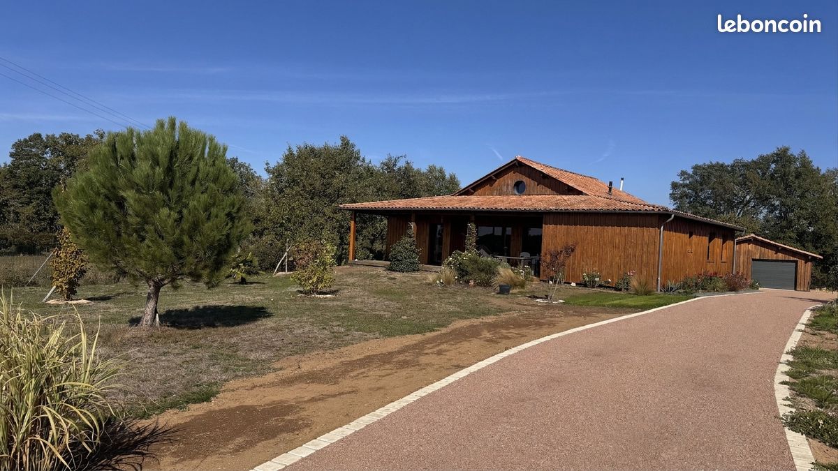 Maison 5 pièces 130 m² · à Bussière-Badil · 130 m² · 346 500 €