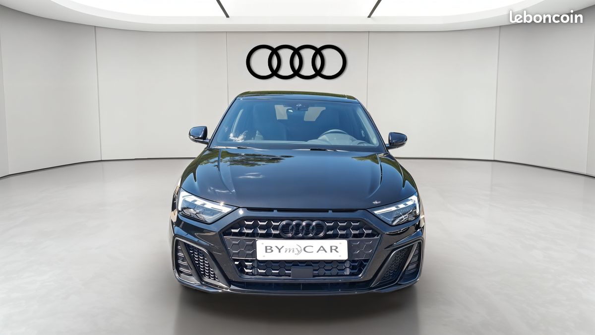 AUDI A1 Sportback 30 TFSI 116 ch S tronic 7 S Line (image 8)