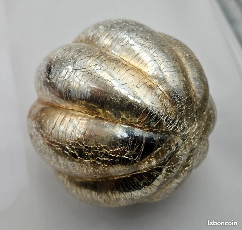 Ancienne Boule De Noël En Verre Eglomisée Mercurisée - Diamètre 7,5 Cm