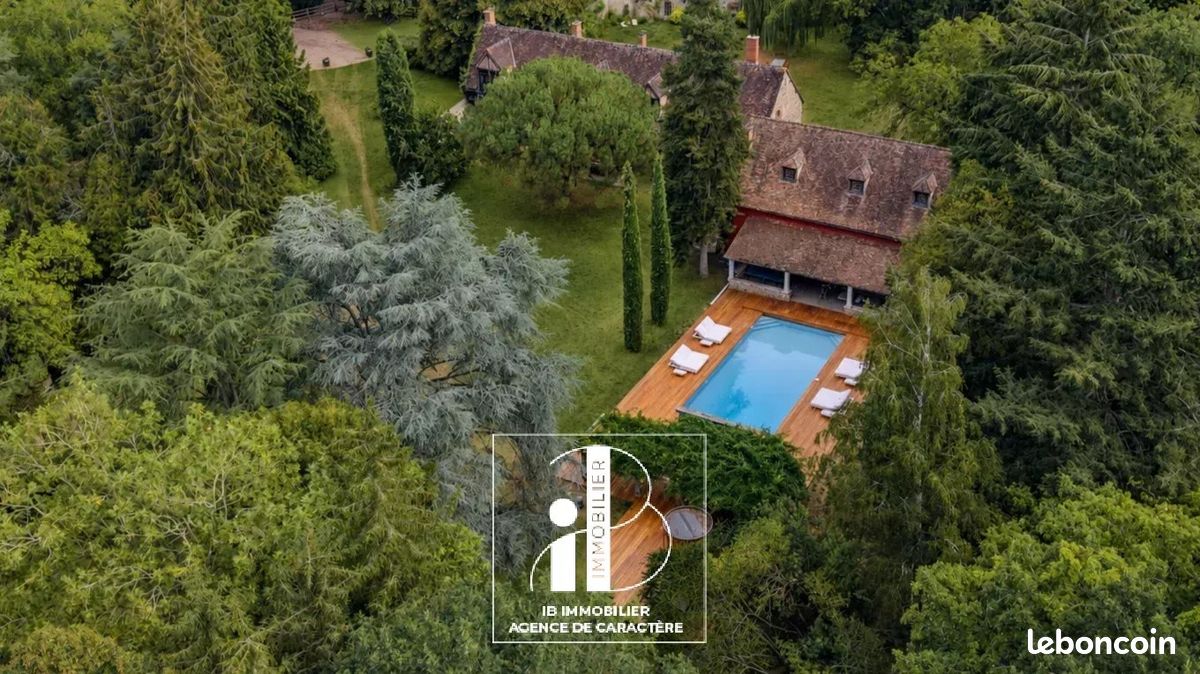 Maison 11 pièces 658 m² · à Rambouillet · 658 m² · 3 240 000 €