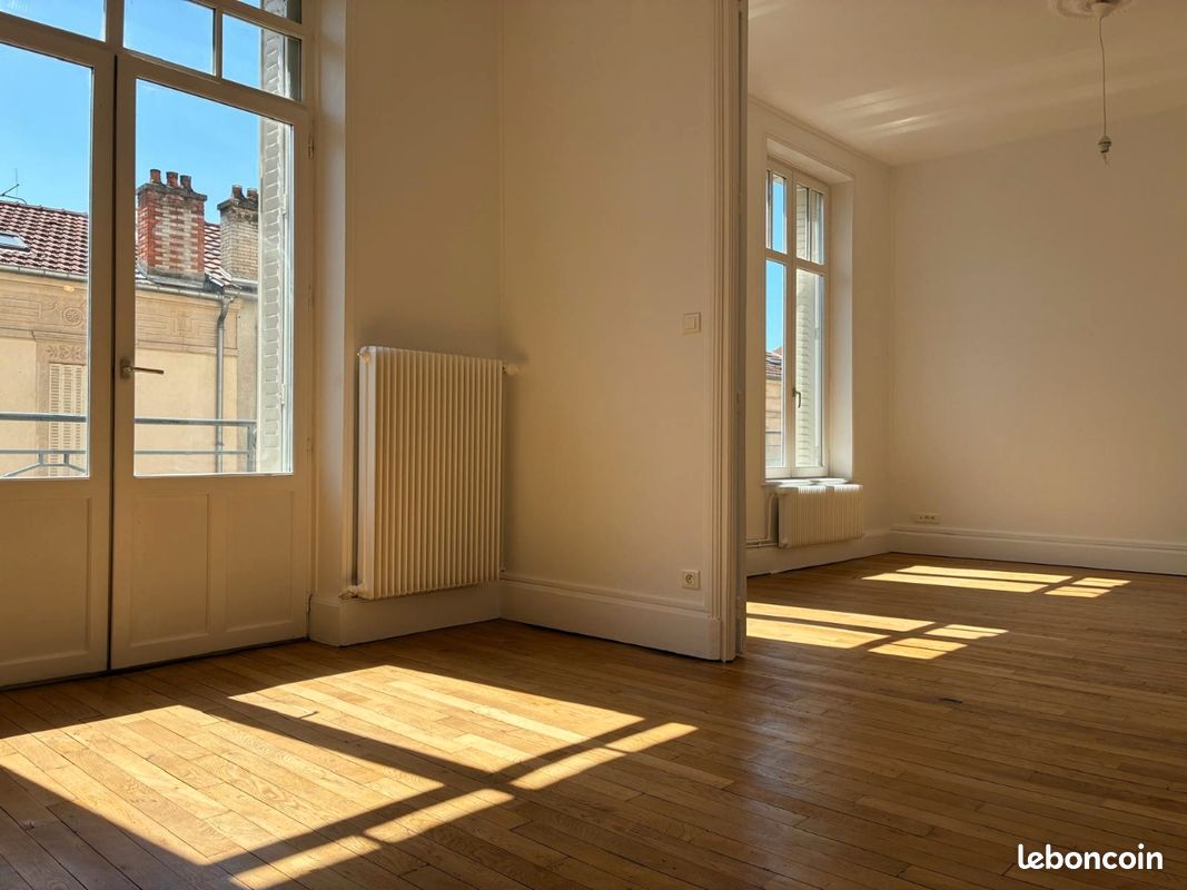 Appartement 4 pièces 73 m² · à Nancy · 73 m² · 990 €