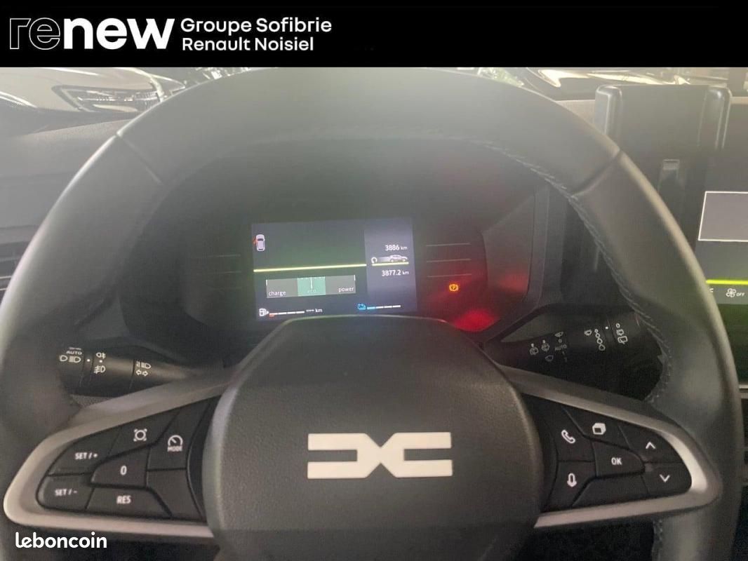 Dacia Duster Hybrid 140 Journey (image 14)