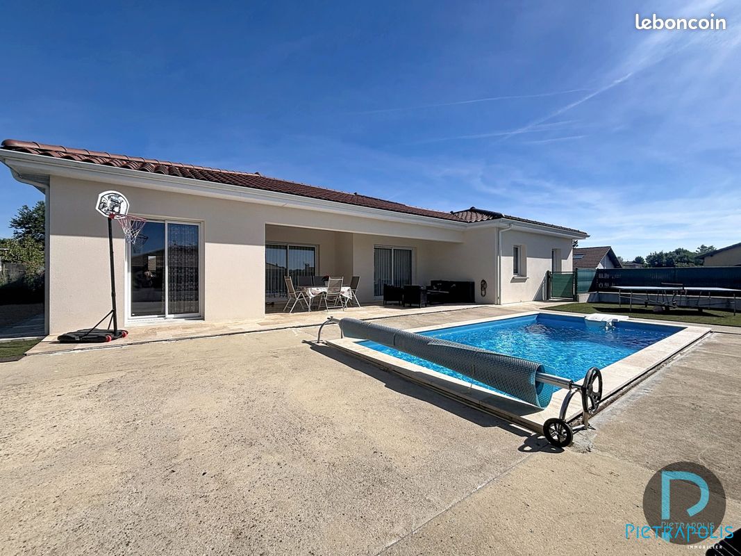 Maison 5 pièces 137 m² · à Vonnas · 137 m² · 395 000 €