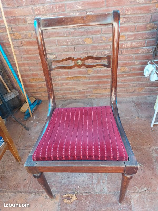 Chaise ancienne (image 1)
