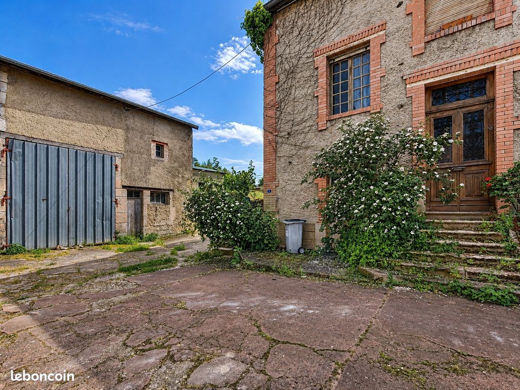 Maison 8 pièces 150 m² · à Han-sur-Meuse · 150 m² · 77 000 €