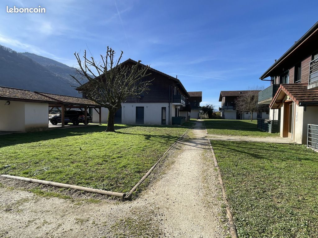 Appartement 2 pièces 51 m² · à Tencin · 51 m² · 149 000 €
