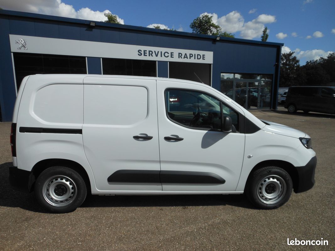 Peugeot Partner VU 100 Ch BVM premium/ 500Km + Garantie constructeur ( 18 325 HT ) (image 5)