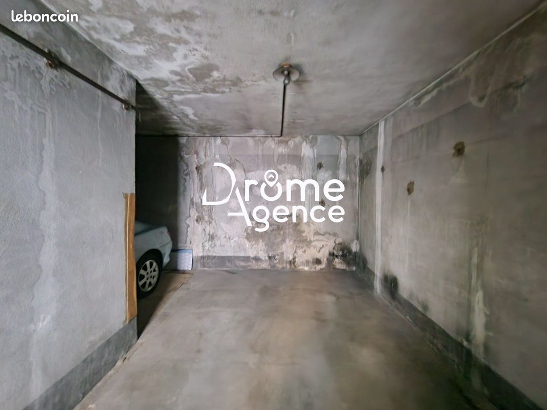 Parking 1 pièce 15 m² · à Valence · 15 m² · 70 €/mois