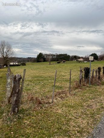 Beau terrain 5000m°