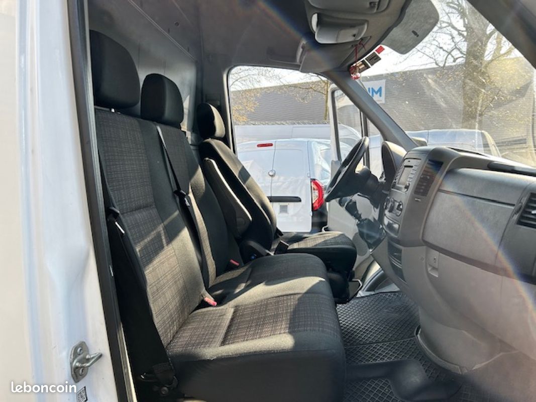 Mercedes sprinter fourgon gn 511 cdi 37 3.5t propulsion/gps/tva/credit (image 12)