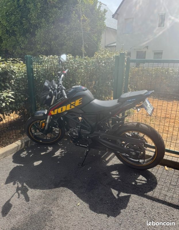 Voge 125R (image 1)