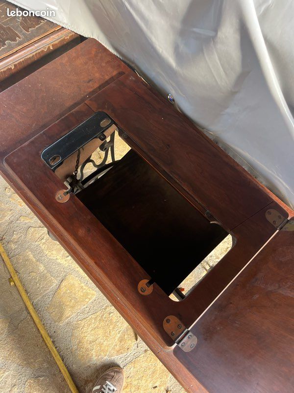 Table à coudre (image 2)