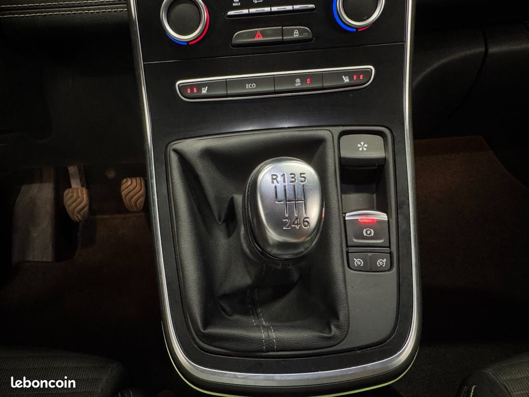 RENAULT SCENIC IV TCe 130 Energy Intens (image 26)