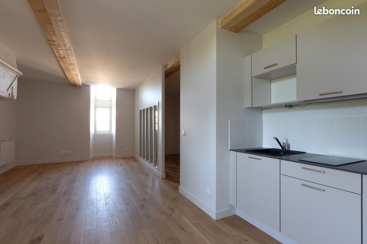 Appartement 1 pièce 45 m² · à Beauvallon · 45 m² · 680 €/mois