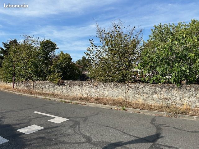 Terrain à bâtir de 509 m² à BEAUTIRAN (33) · 133 000 €