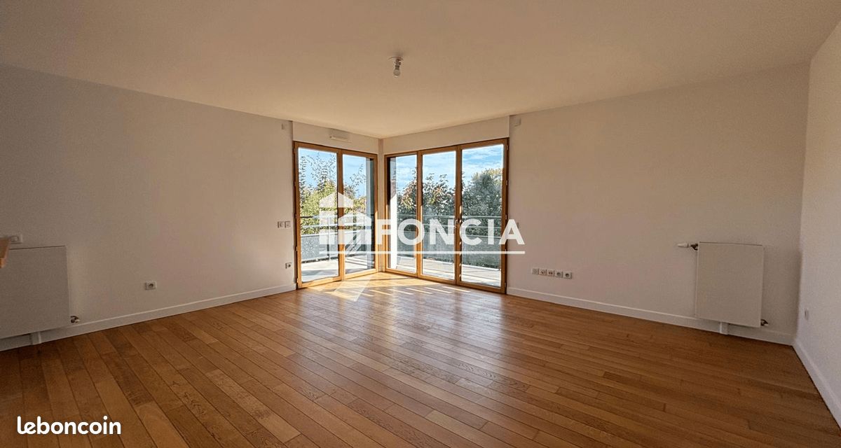 Appartement 4 pièces 104 m² · à Orly · 104 m² · 1 611 €/mois