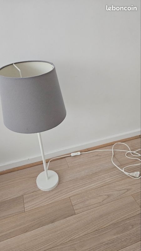 Lampe de chevet (image 5)