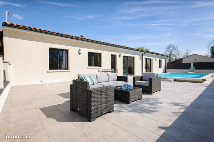 Propriété 7 pièces 146 m²