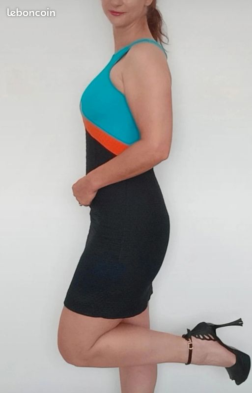 Robe moulante chic nid d abeille pinup taille 38 (image 4)