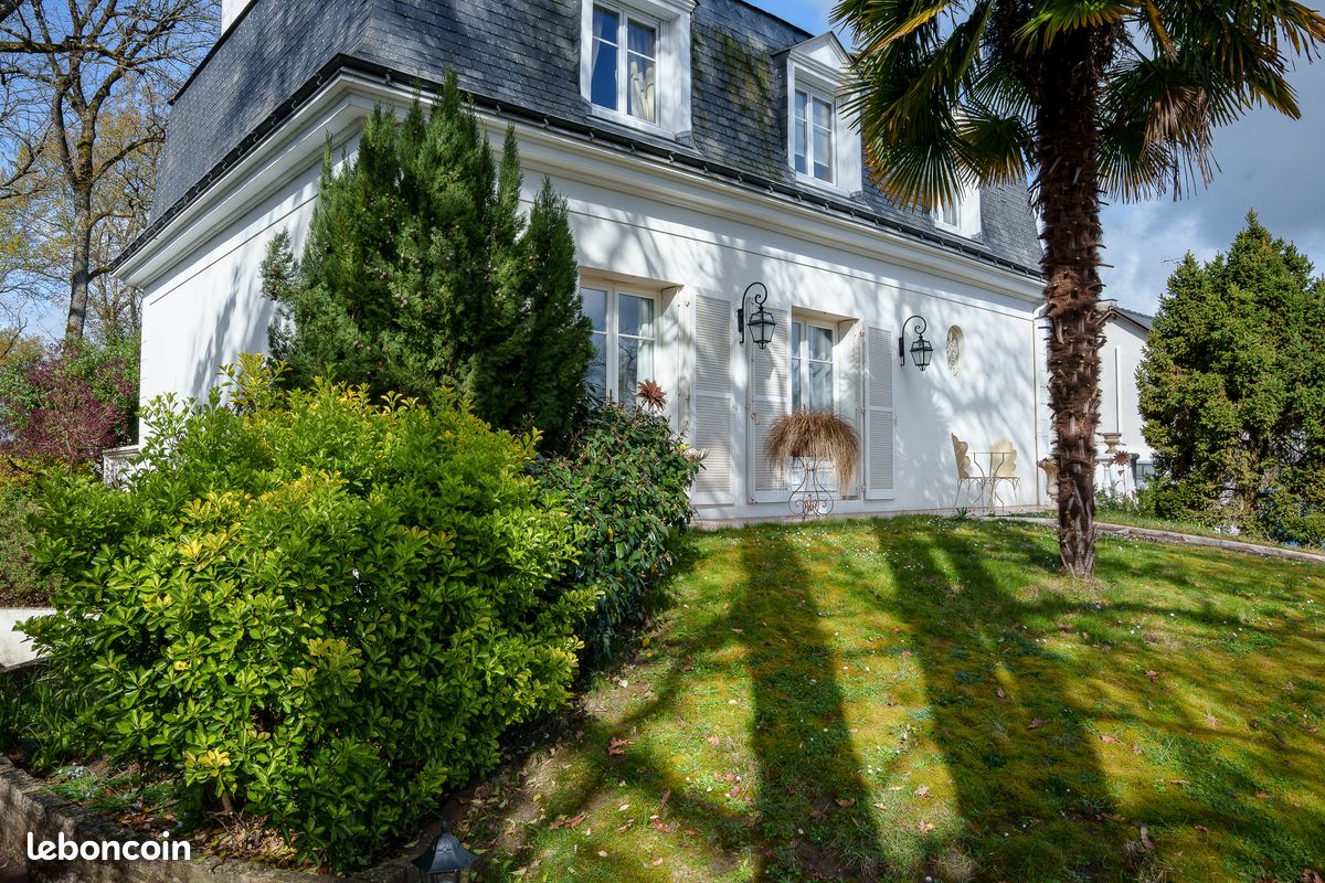 Maison 7 pièces 160 m² · à Montlouis-sur-Loire · 160 m² · 520 000 €