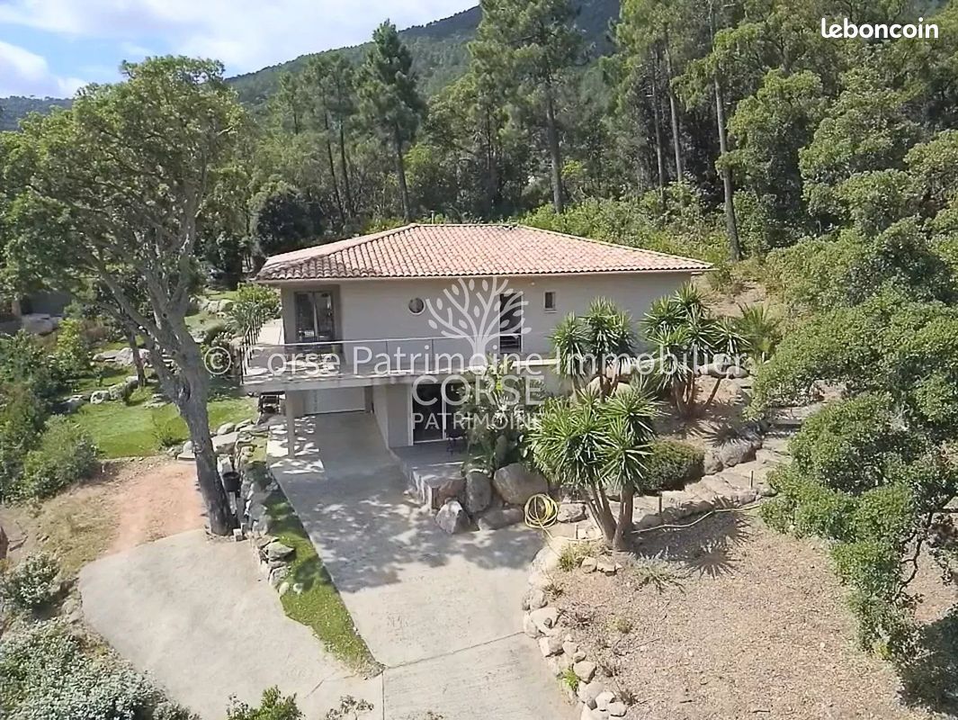 Maison 6 pièces 127 m² · à Zonza · 127 m² · 899 000 €