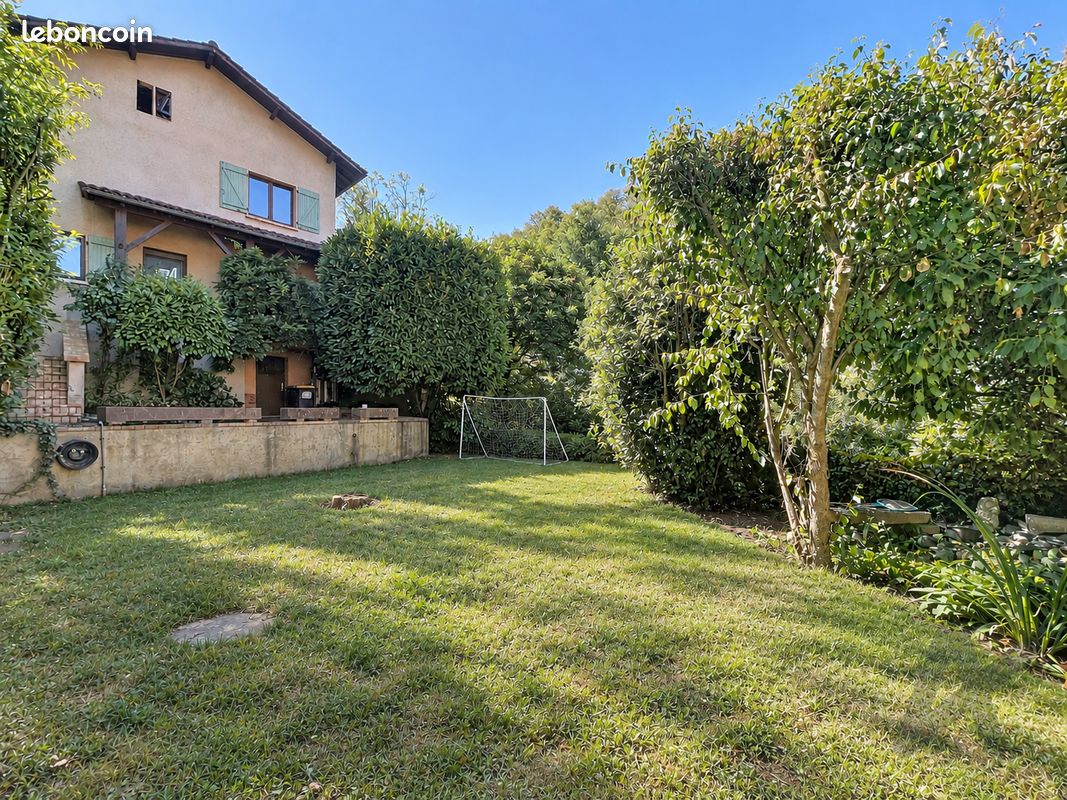 Maison 6 pièces 172 m² · à Sain-Bel · 172 m² · 300 000 €