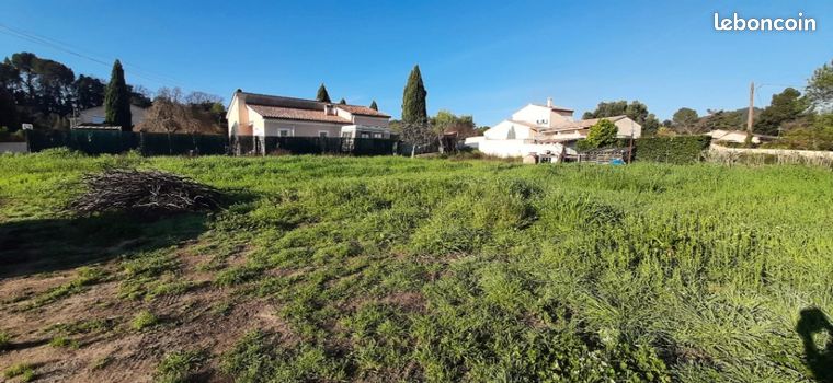 Terrain 540 m² La Motte