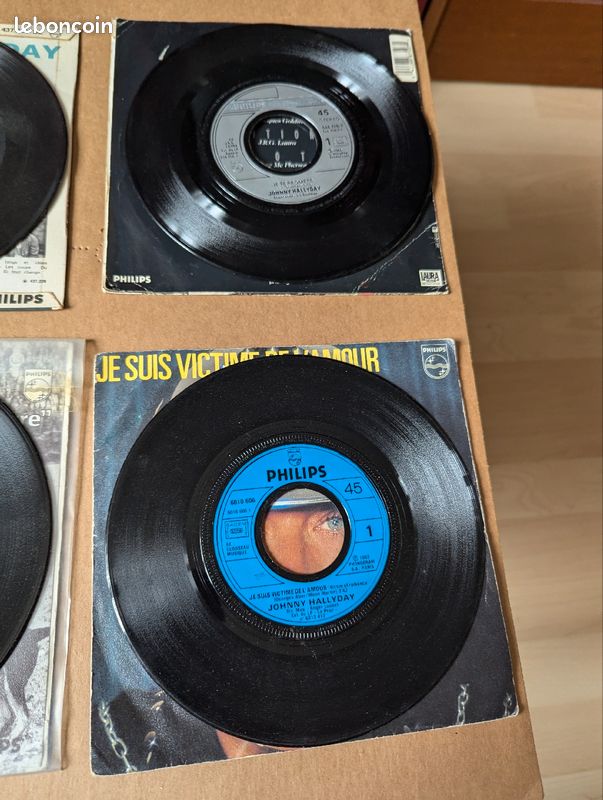 Disques 45 tours JOHNNY HALLYDAY lot 2 (image 3)