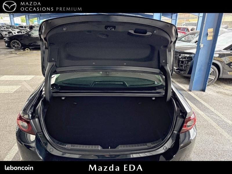 Mazda Mazda 3 Berline 2.0 e-SKYACTIV-X M-Hybrid 186ch Takumi BVA 2025 (image 19)
