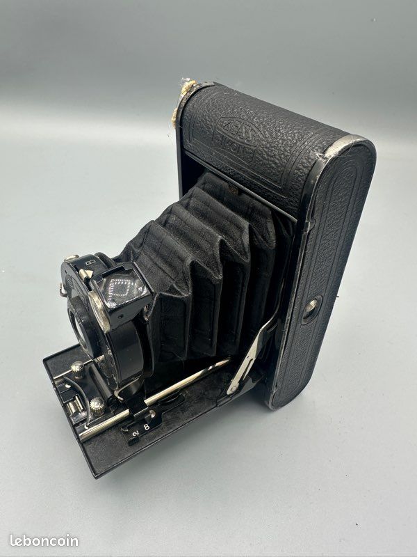 APPAREIL PHOTOGRAPHIQUE ARGENTIQUE ZEISS IKON