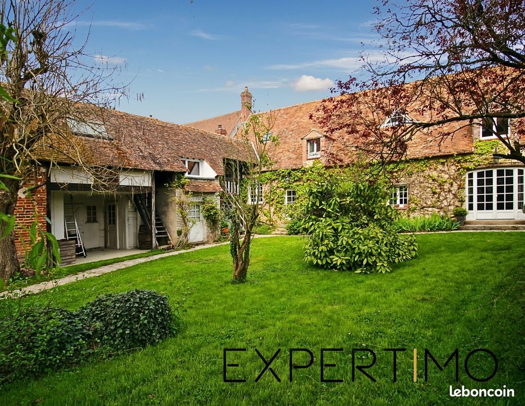 Maison 10 pièces 237 m²