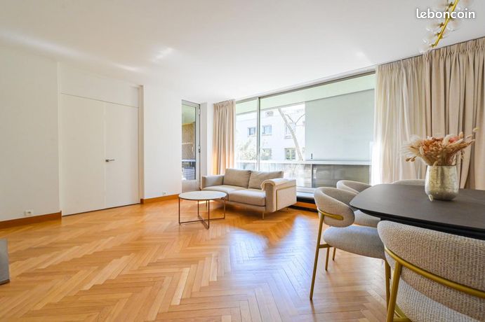 Appartement 3 pièces 128 m²