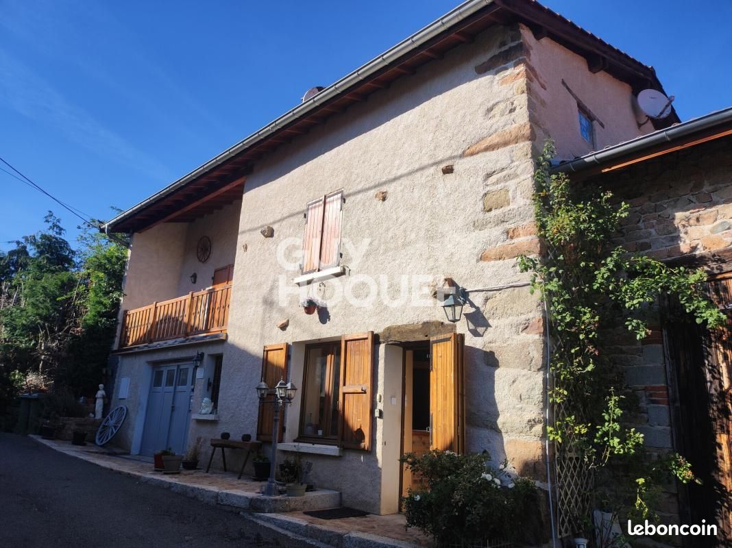 Maison 8 pièces 118 m² · à Saint-Just-en-Chevalet · 118 m² · 129 000 €