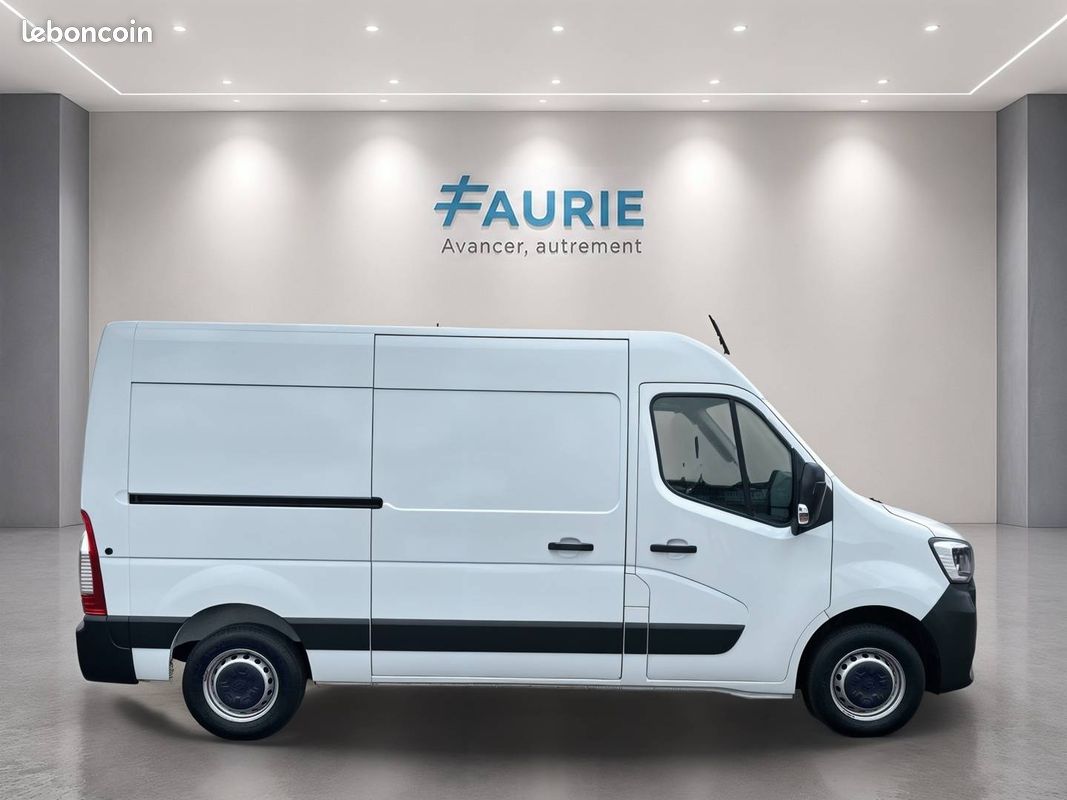 Renault master fgn trac f3500 l2h2 blue dci 135 confort (image 4)