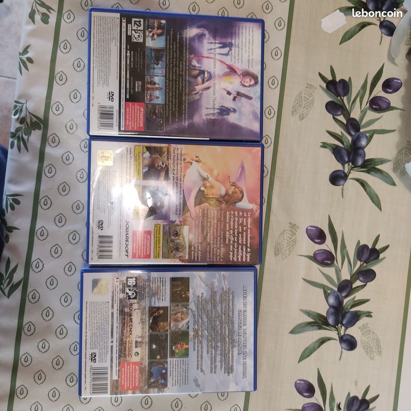 3 jeux Playstation collector 2 TBE (image 3)